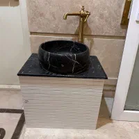 روشویی سنگی و شیر طلایی