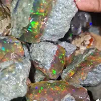 تست و بررسی سنگ