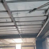 طرح واجرای سازه های فلزی وسقف کاذب وپی وی سی