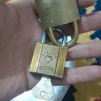 ۲ عدد قفل اورجینال عطیقه