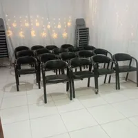 صندلی انتظار مشکی، در حد نو.|صندلی و نیمکت|مرودشت, گندم‎|دیوار