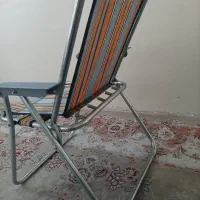 صندلی صندلی تاشو می‌باشد که سالم سالم