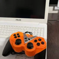 دسته ی بازی کامپیوتر