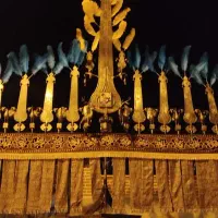 علامت ۱۷ تیغ