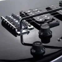 گیتار الکتریک یاماها ERG-121|گیتار، بیس، امپلیفایر|بابل, |دیوار