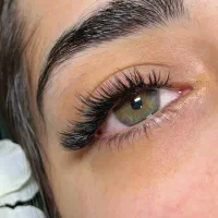 آموزش و خدمات اکستنشن مژه