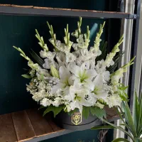 نیازمند نیروی وارد برای گلفروشی|استخدام خدمات فروشگاه و رستوران|قم, چهل درخت|دیوار