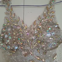 تعدادی لباس مجلسی|لباس|رشت, خبرنگار|دیوار