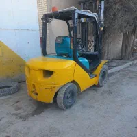 لیفتراک کوماتسو ۳تن دیزل دکل بلند