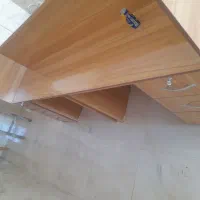 فروش پیشخوان وویترین  و۴عدد صندلی اداری|بوفه، ویترین، کنسول|فومن, |دیوار