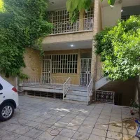 ۴۰۰ متر زمین ۷۰۰متر بنا بدون مشابه آپادانا