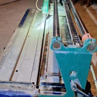 کاشی بر برقی صنعتی