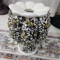 گلدان گل مصنوعی