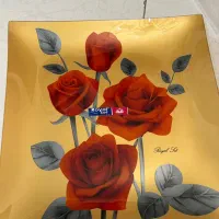 یک عدد دیس و ۶ عد پیش دستی ست هم برند رویال ست