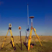 نقشه بردار جهت همکاری درصدی و پاره وقت