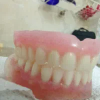 دندان متحرک در سنندج