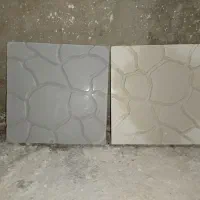 کار در موزاییک پلیمری و کنار باغچه ای