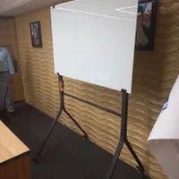 تخته وایت برد شیشه ای به همراه پایه چرخدار(مدل879)|لوازم التحریر|تهران, منیریه|دیوار