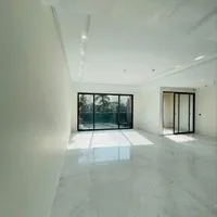 ۱۰۰متر. عقیلی. نوساز. فول مشاعات هتلینگ