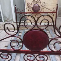 تخت خواب فلزی