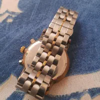 ساعت نو|ساعت|شیراز, تندگویان|دیوار