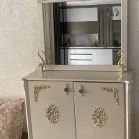 آینه کنسول کرم بژ طلایی