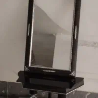میز آینه و شمعدان