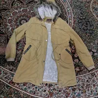 سه عدد پالتو در حد نو یکیش ک اصلا استفاده نشده