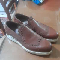 کفش مجلسی چرم سایز ۴۲ کاملا سالم