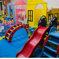 نیروی خدماتی خانم