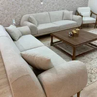 مبلمان ۷نفره پارچه ترک ولی راحت ۹ نفر نشیمن داره