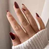 کاشت ناخن با بهترین متریال