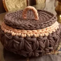 سبد دستبافت تریکو