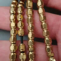 تسبیح فلز برنجی طلایی ۱۰۱دانه رنگ ثابت شش وجهی|بدلیجات|تهران, فلسطین (میدان انقلاب)|دیوار