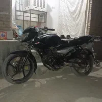 متور پالس 135|موتورسیکلت|زاوه, |دیوار