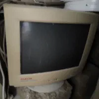 دو عدد مانیتور سالم|قطعات و لوازم جانبی رایانه|آبپخش, |دیوار