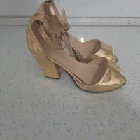 کفش و‌کتانی سالم