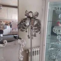 آباژور ایستاده