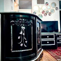 تخت خواب و‌کنسول و اینه ( سرویس خواب )