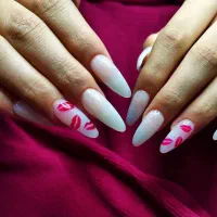 کاشت و ترمیم ناخن