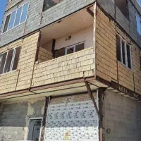 خانه-سفت-کاری-اسانوردار-وپارکینگ-سردونبش-غرق-نور