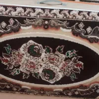 پشتی نو رنگ قرمز کرم