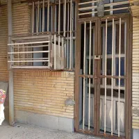 خانه-ی-اجاره-ای