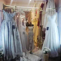 واگذاری مغازه تجهیزات رگال لباس فروشی مزون عروس