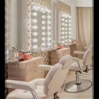 اجاره صندلی در سالن زیبایی