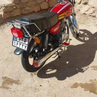 موتور ۱۲۵ پرواز