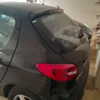 پژو207اتوماتیک 85گانه مشکی مدل۱۴۰۲ سقف فلر|خودرو سواری و وانت|شیراز, زرگری|دیوار