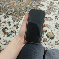 ایفون ۱۶ نرمال