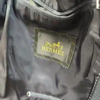 پوشاک|لباس|باغستان, |دیوار