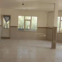 ۱۰۰ متری بلوار کرهرود مناسب ارایشگاه و دفاتر اداری